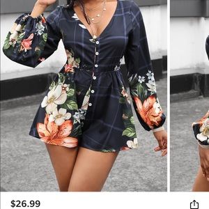 Floral Print Lantern Sleeve Backless Romper